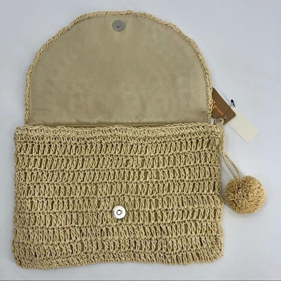 NEW 3AM Forever Paper Weave Clutch with Snap Close - Picture 6 of 10